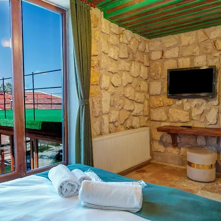 Hotel Nissa Cave