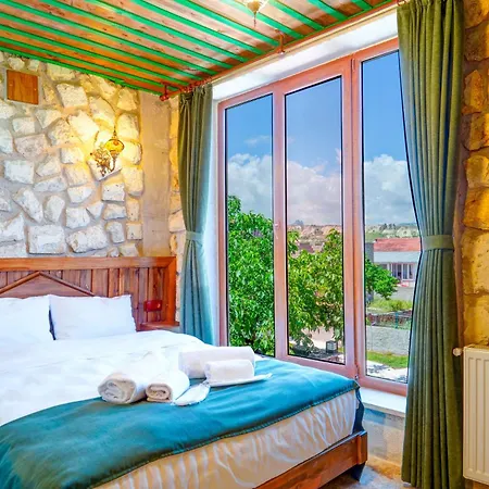 Szálloda Nissa Cave *