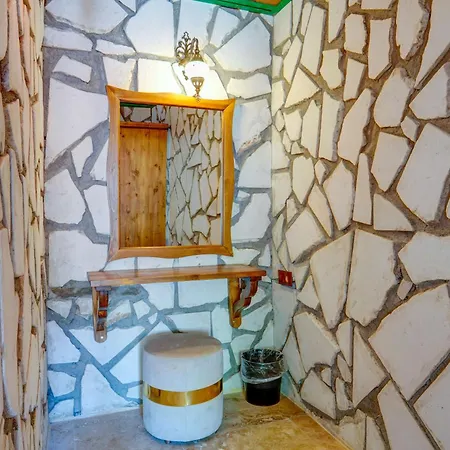 Hotel Nissa Cave *