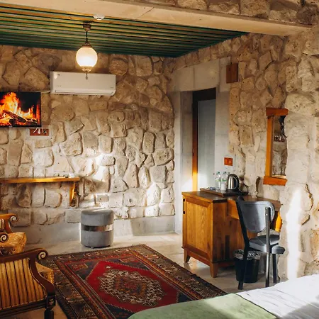 Hotel Nissa Cave